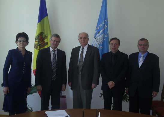 STCU Holds Round Table on Commercialization of R&D in Chisinau, Moldova