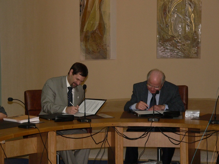 STCU signs the Statement of Cooperation with the National Academy of Medical Sciences of Ukraine