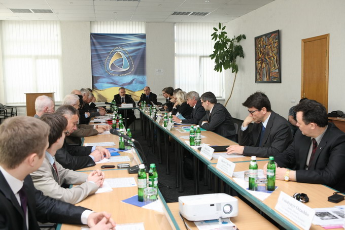 Participation of the STCU to Ukraine-CERN talks on Associated Country status